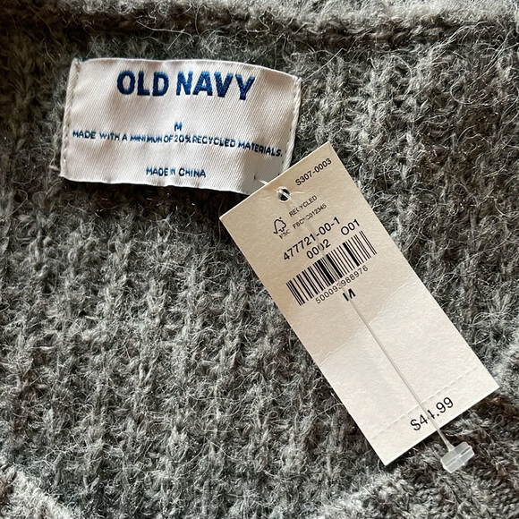 Old Navy Heather Gray Cozy Shaker Stitch Crew Neck Sweater Size Medium - Picture 3 of 8